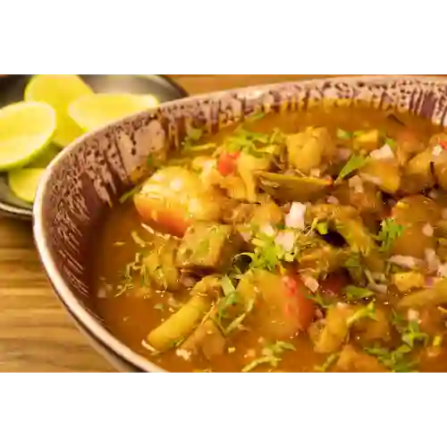 Parihuela con Mix de Mariscos