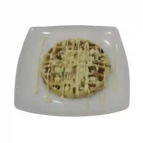 Salchi Waffle Icy con Queso Mozarella