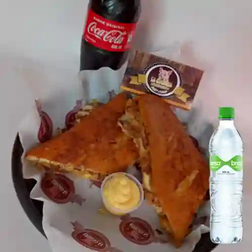 Combo Sándwich de Lechona + Agua Brisa 600ml