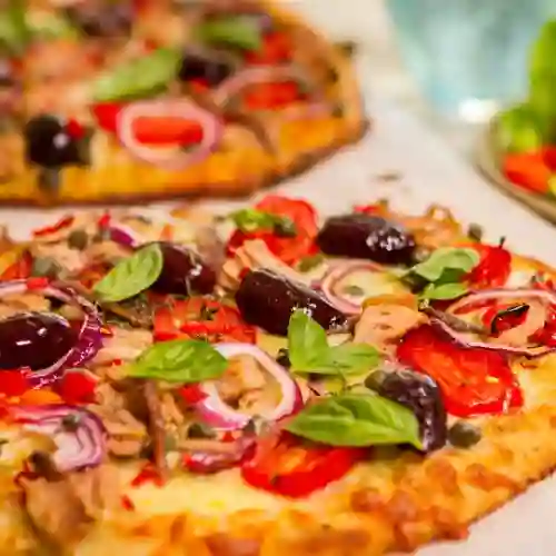 Pizza Puttanesca Personal 22Cm