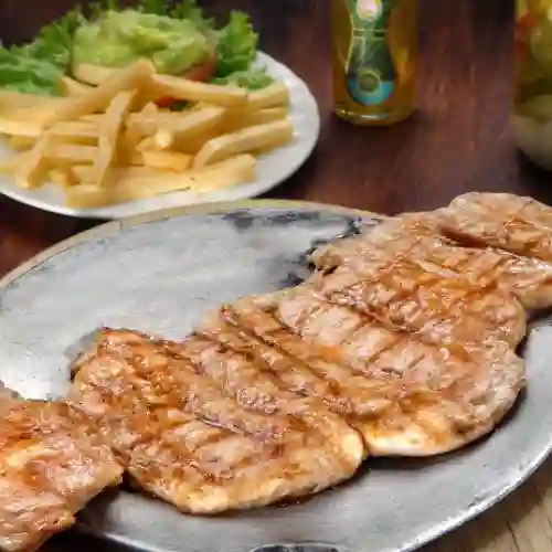 Pechuga de Pollo Deshuesada a la Brasa