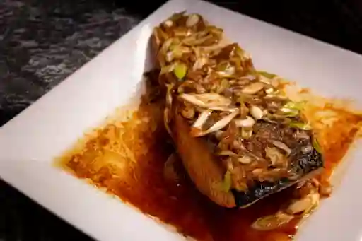 Pan Fried Salmón