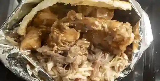Arepa con Pollo