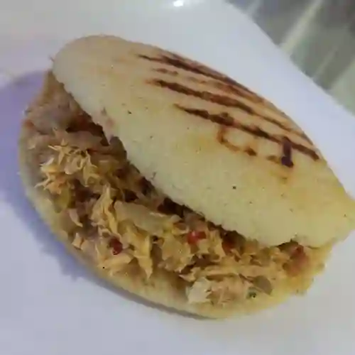 Arepa con Pollo