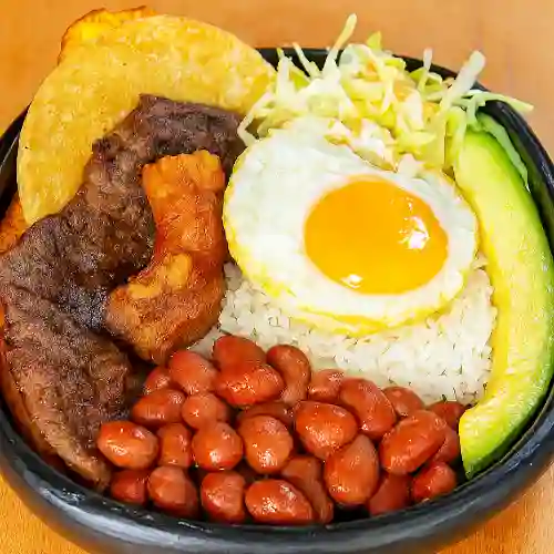 Típico Montañero