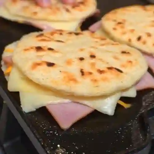 Arepas Queso & Jamón & Coca Cola 400 ml