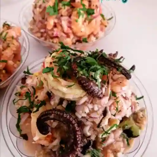 Ensalada de Mariscos Medianos