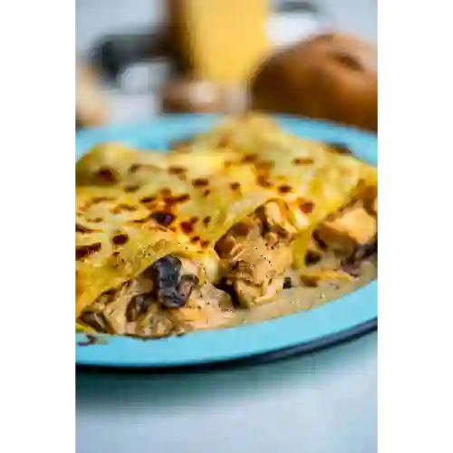 Canelones de Pollo y Champiñones