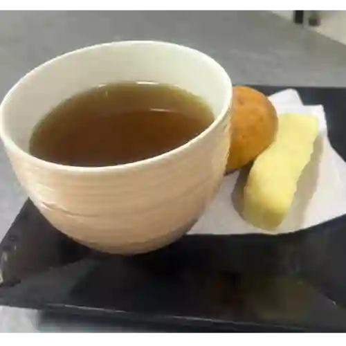Agua de Panela con Queso y Pan