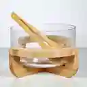 Ensaladera Hecha de Vidrio Fuerte, Brillante y Resistente a Golpes. Ideal Para Ensaladas, Snacks o Frutas. Incluye Base y Pinzas en Bamboo. Capacidad 3850 mL. Sku 206730. Sku 6734567892627