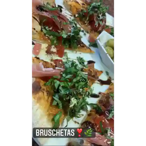 Bruchetas Mixtas