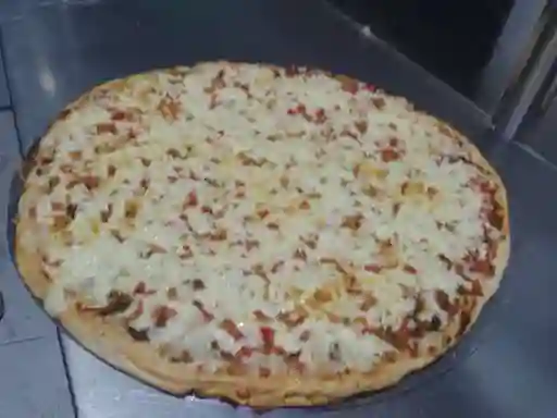 Pizza Mediana (35 Cm  6 Porciones)