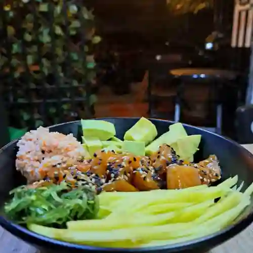 Arma Tu Poke Bowl