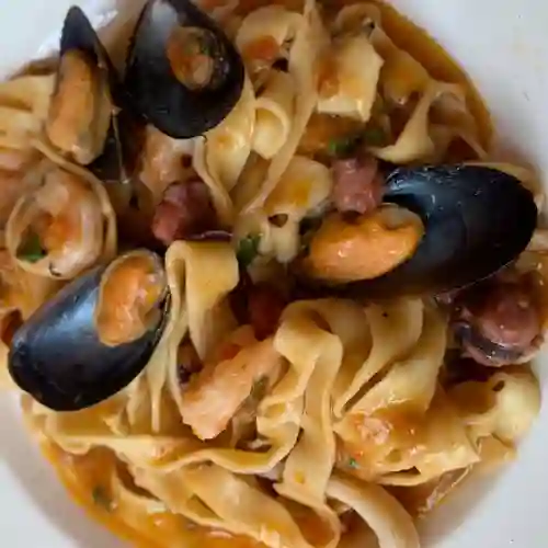 Tagliolini Ai Frutti Di Mare