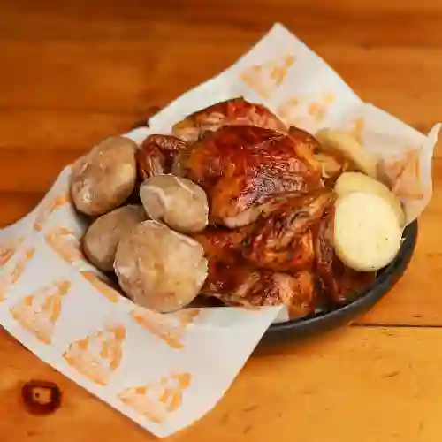 Pollo Entero Asado Al Carbón