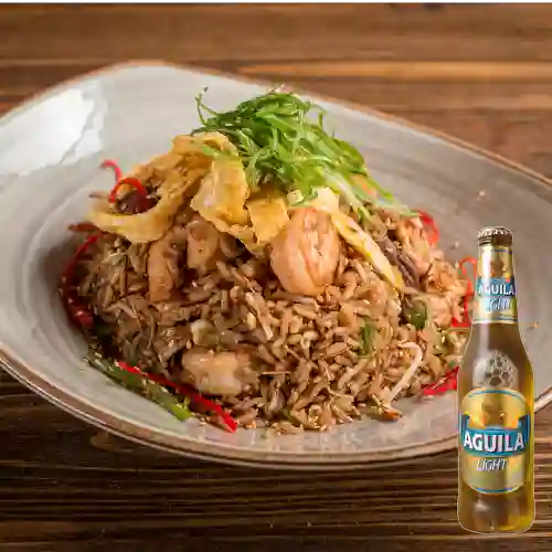 Combo Arroz Chaufa Trilogía + Cerveza Águila Light