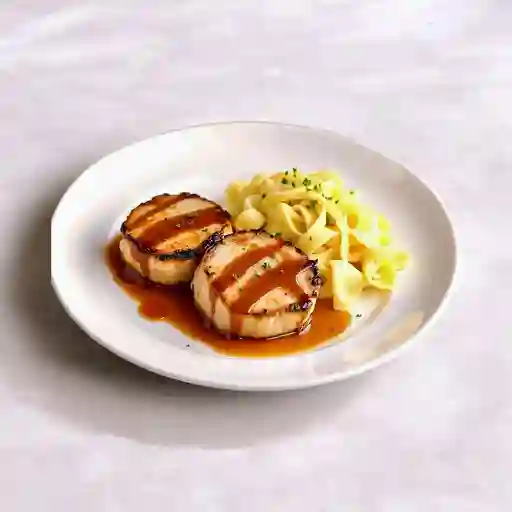 Medallones De Lomo Con Pasta