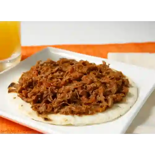 Arepa Reina + Gaseosa 400 ml