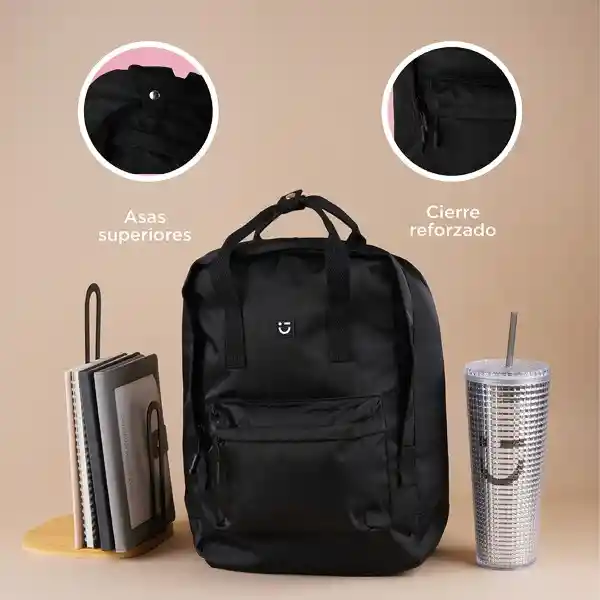 Maleta Escolar Rectangular Con Asa Negro Serie Miniso