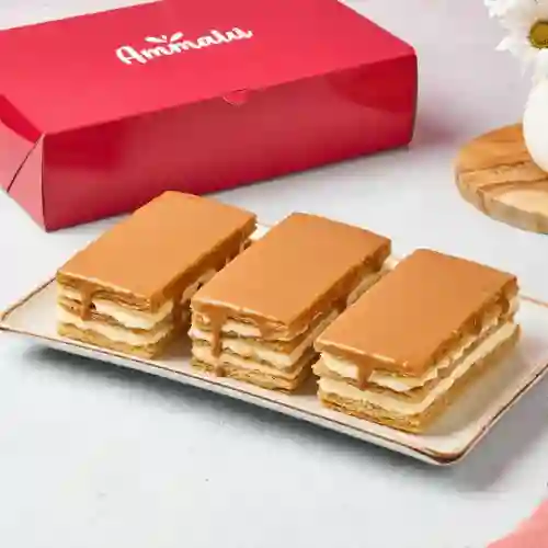 Caja 3 - Tres Sorpresas Un Regalo