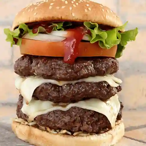 Hamburguesa Triple Carne + Papas