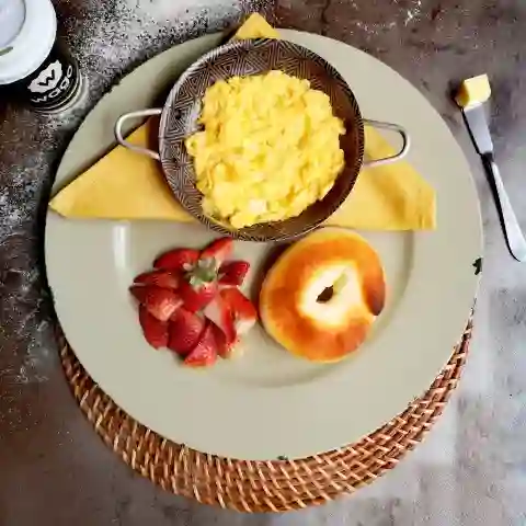 Desayuno con Pan de Queso
