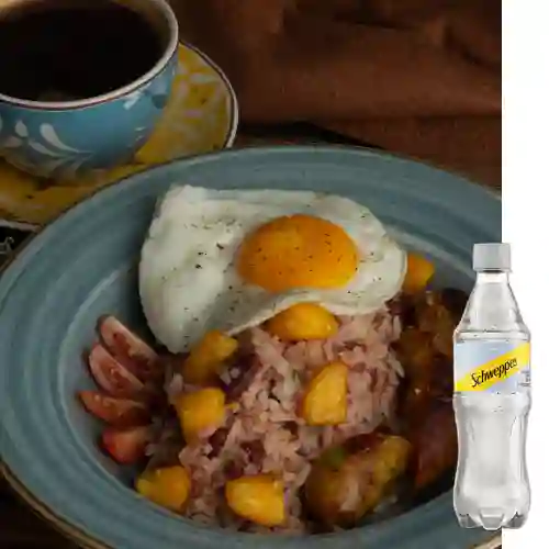 Combo Calentado Chorizo + Schweppes Soda 400ml