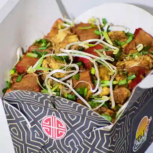 Arroz Chino con Pollo y Cerdo