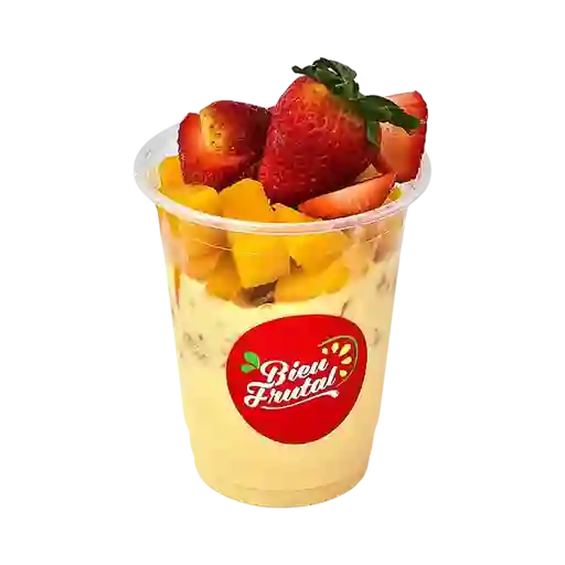 Yogurt, cereal 2 frutas