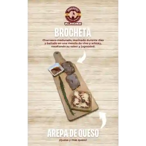 Arepa+churrasco en Br6cheta+cocacola 250