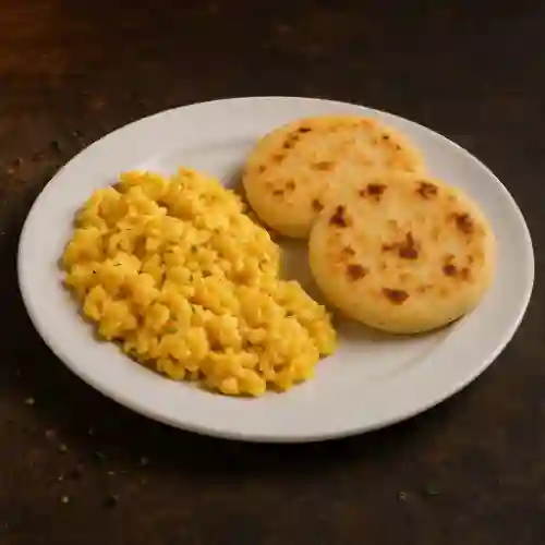 Huevos Pericos con Arepa
