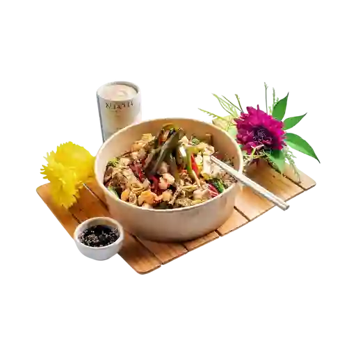 Wok Salteado con Cerdo y Camarón