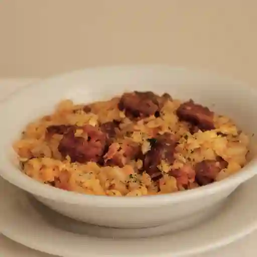 Migas con chorizo