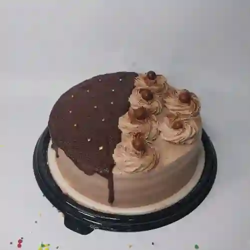 Tres Leches de Milo 6-8 Porciones