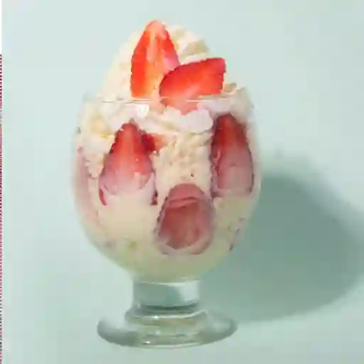 Fresas con queso y helado