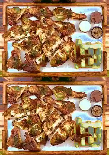 2 Pollos y 2 Acompañamientos