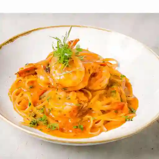 Linguini Langostinos a la Rabiatta