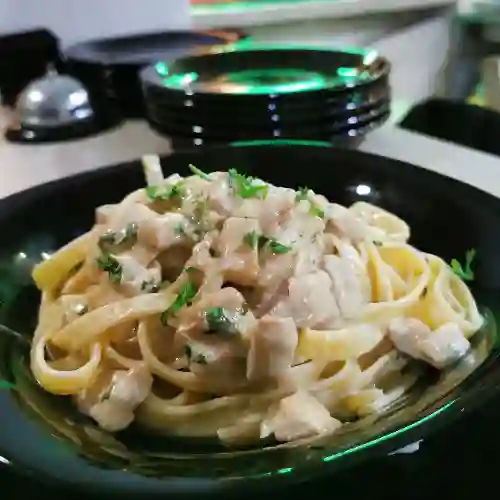 Pasta Alfredo