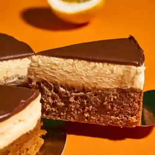 Porcion Torta Chocomaracuya