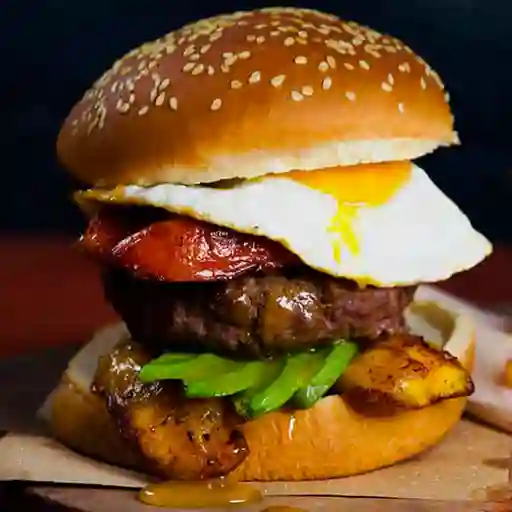 Hamburguesa Típica