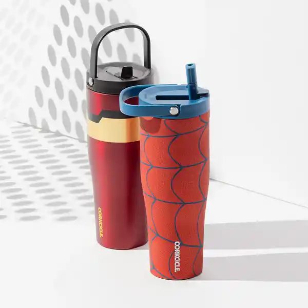 Corkcicle Vaso go Cup XL Iron Man 30 oz