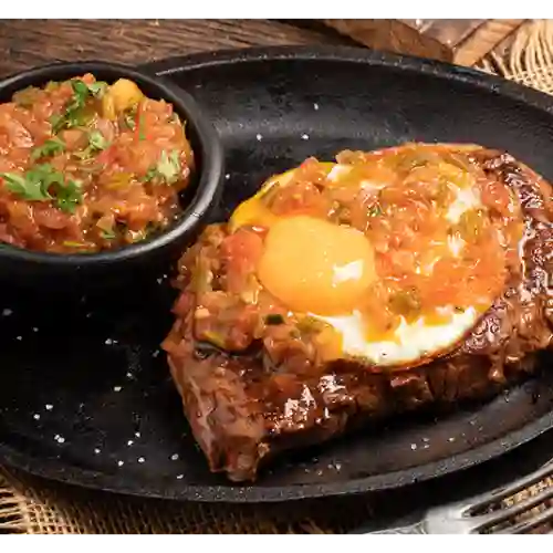 Carne Bistec a Caballo