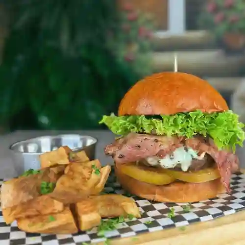 Combo Hamburguesa de la Casa