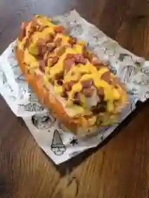 Perro Caliente Chive & Bacon