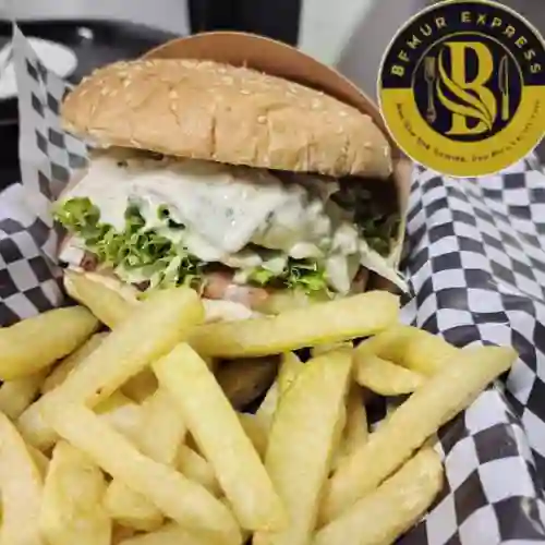 Hamburguesa Sencilla con Papa a la Francesa
