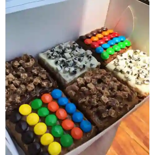 Caja X 6 Brownies con Topping