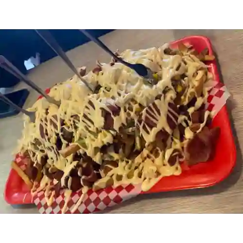 Salchipapa Monarca