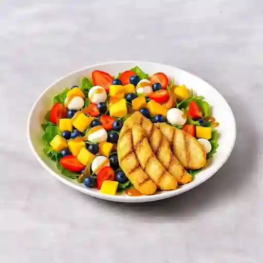 Ensalada De La Casa Con Adicion Milanesa Pollo