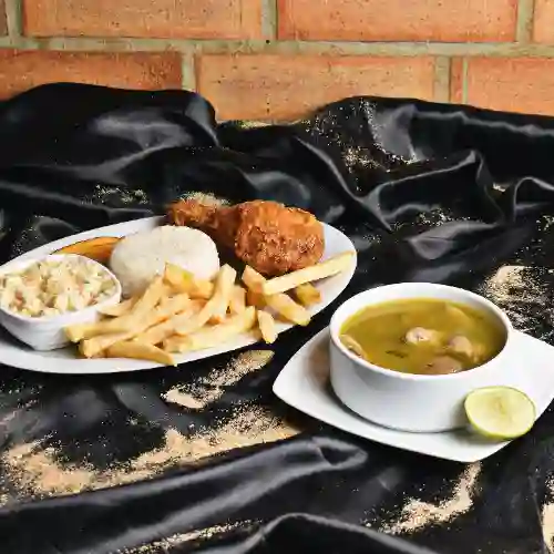 Bandeja con 1/4 Pollo Asado O Apanado