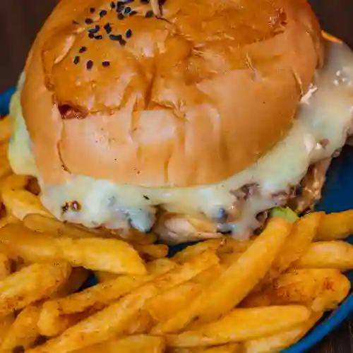 Chuzo Hamburguesa de Pollo y Lomo Fino